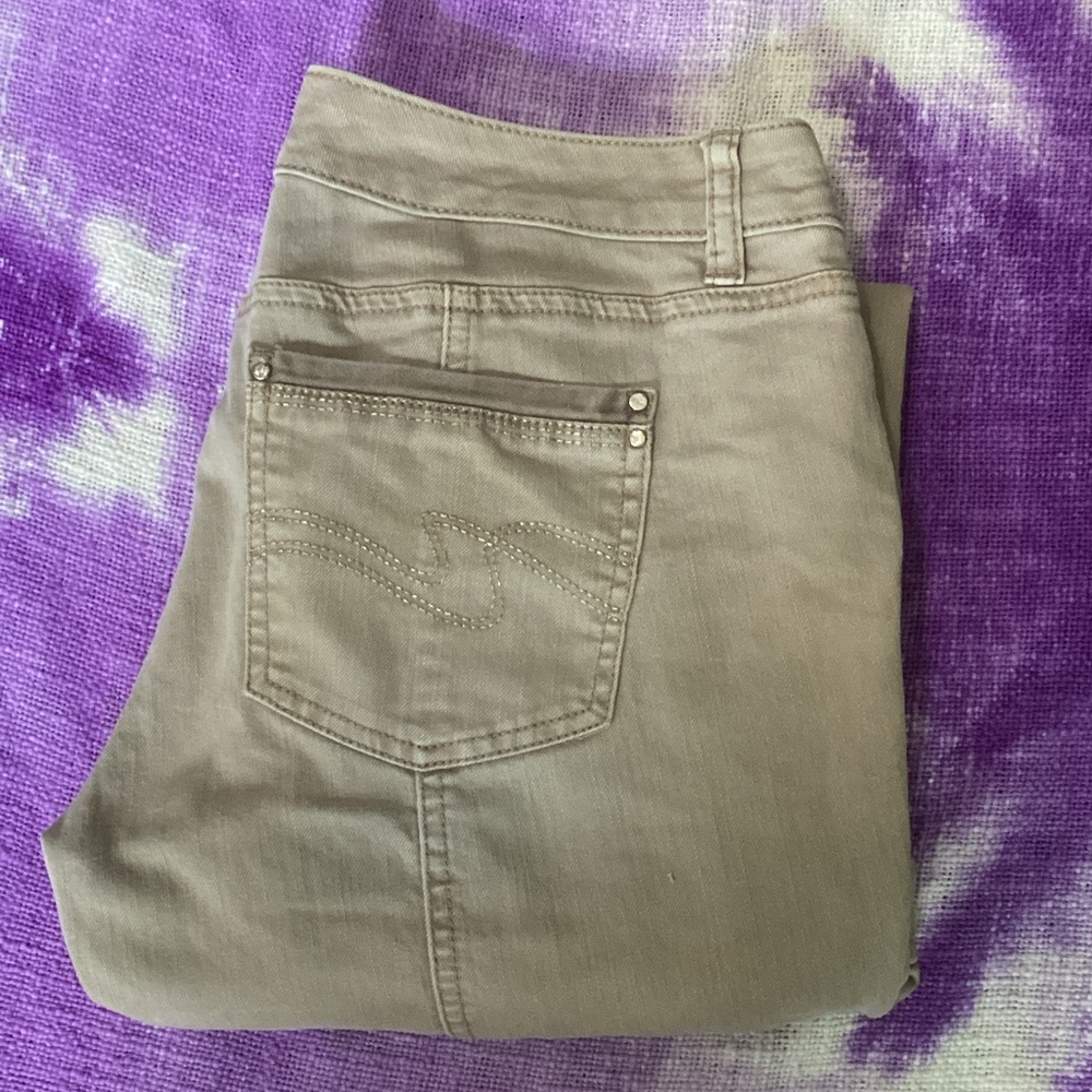 White House Black Market Women's Tan Straight Leg Jeans